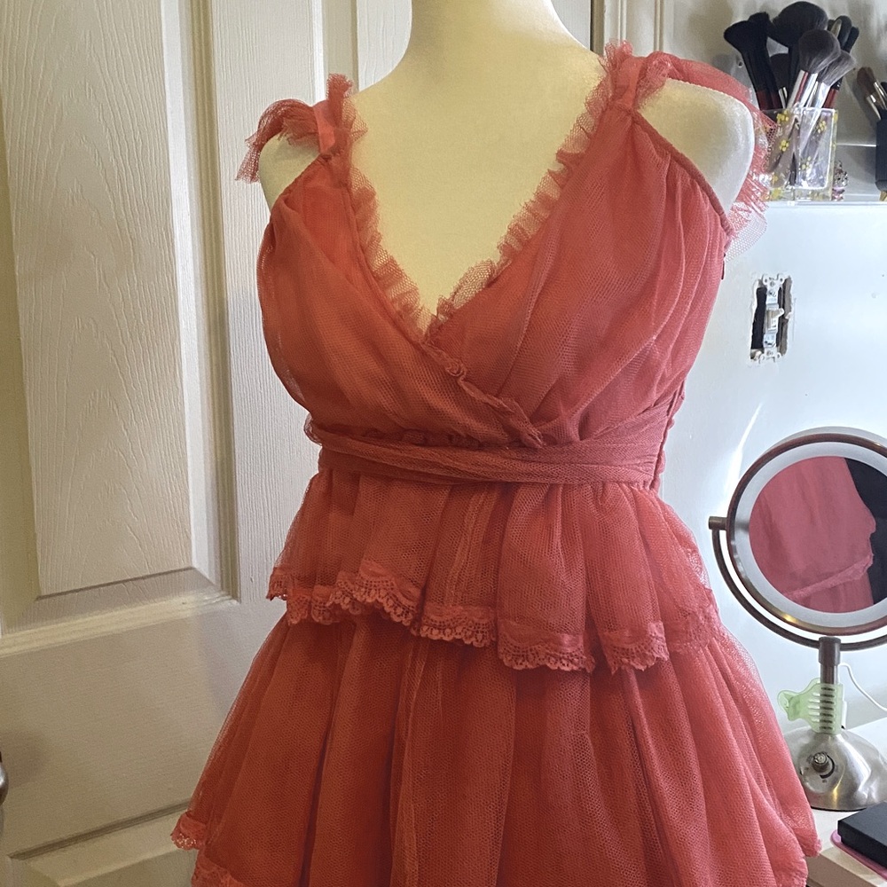 Chic Coral Ruffled Dress - Picture 2 of 6